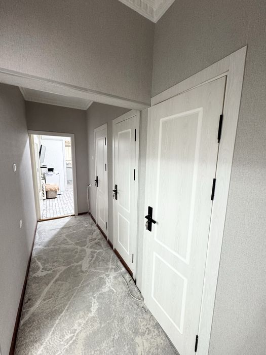 Продается 4 комнатная квартира.Мирзо Улугбекский район.Массив Карасу-6