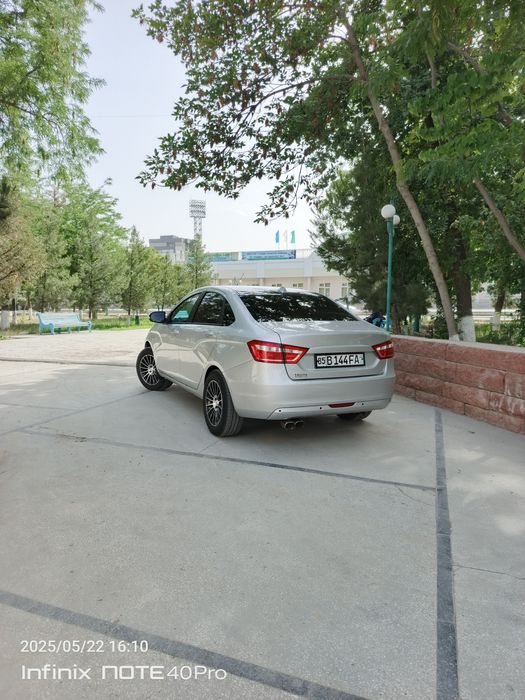 Lada Vesta obmen Captivaga