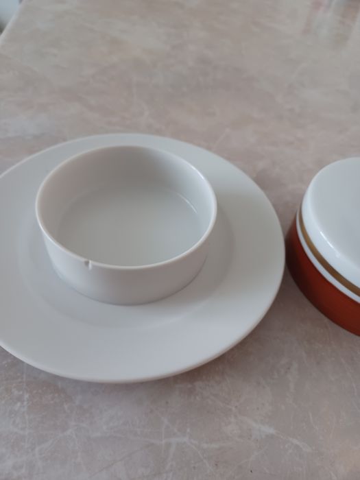 Тарелки. Диаметр 14см