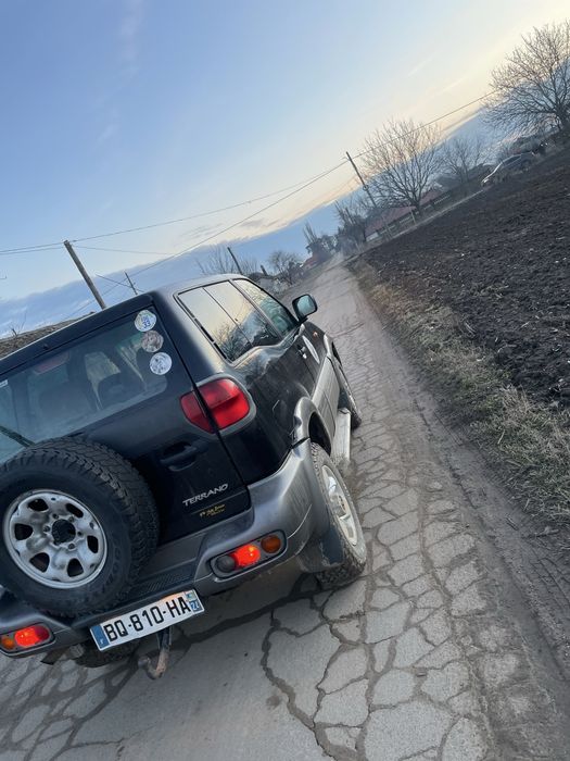 Vand Nissan terraro 2