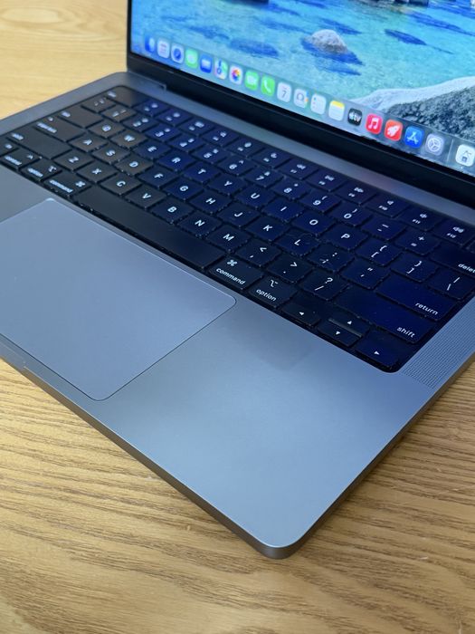Laptop Apple Macbook Pro M1 Pro 14" Space Gray 16 GB Ram 500 GB SSD