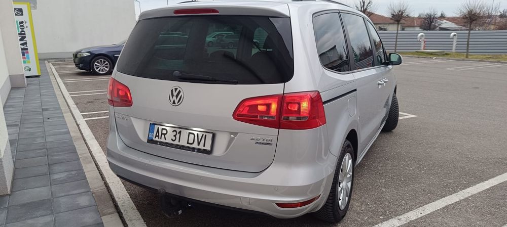 De Vanzare Vw Sharan 2.0 tdi cff 140 cp 1 singur proprietar ro 225000