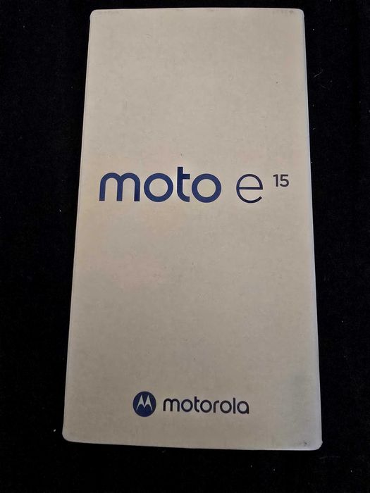 Продавам Motorola e15