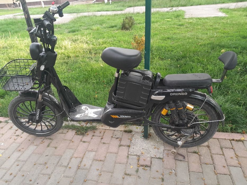 Skuter sotiladi.