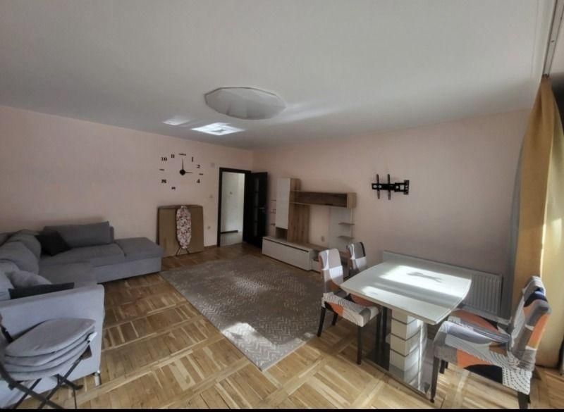 Тристаен апартамент в ж.к. Бояна.