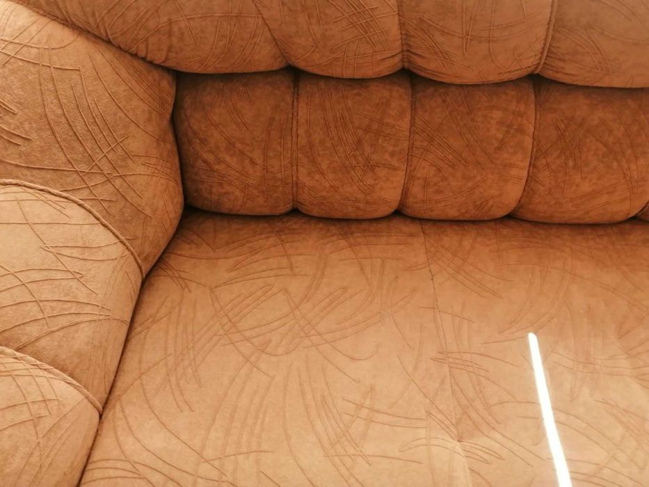 Разтегателен диван и два фотьойла