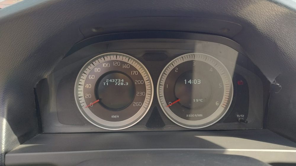 Vând Volvo S60 impecabil