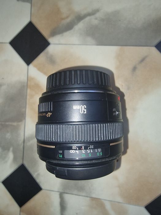Продам Canon 600d
