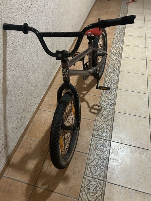 Продам велосипед BMX Giant