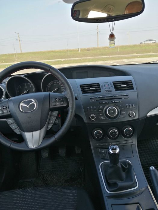 vand schimb mazda 3