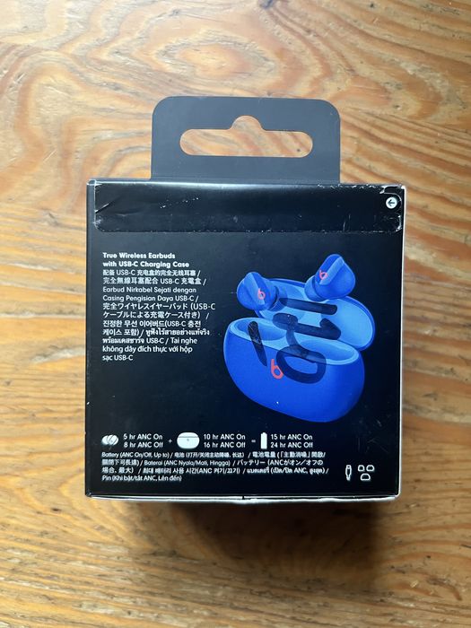 Наушники Beats Studio Buds