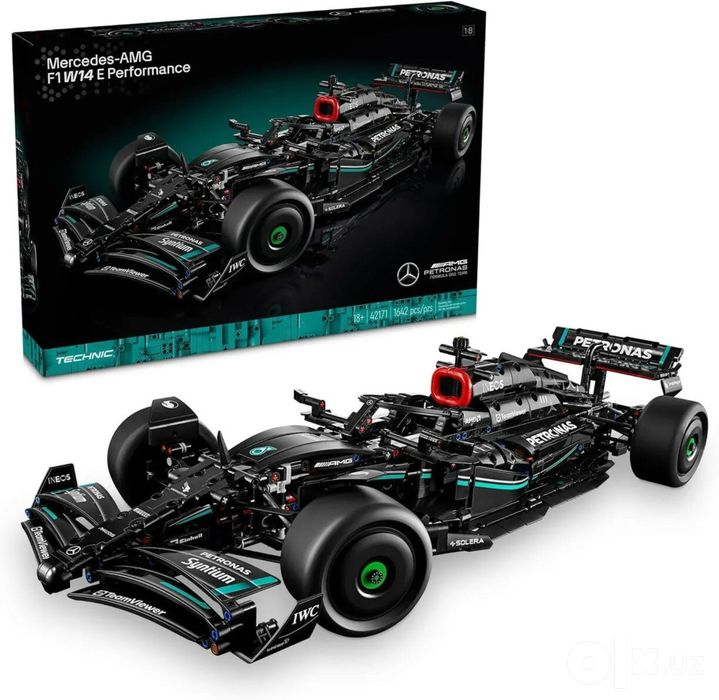 LEGO Speed Champions Ferrari и AMG