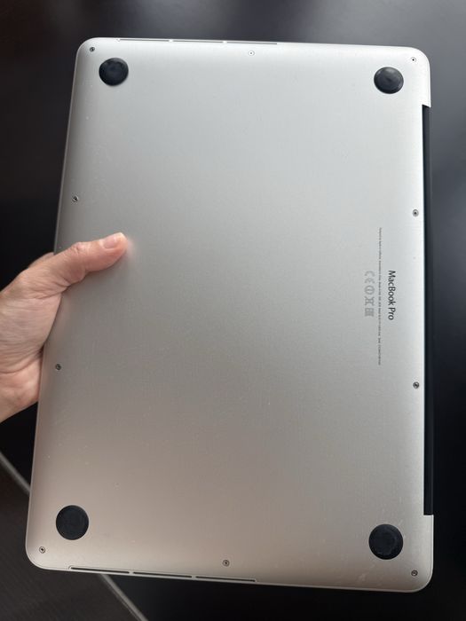 Macbook Pro 13 в отличном состоянии