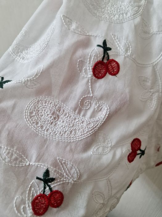 Платье 46-48р с вышивкой