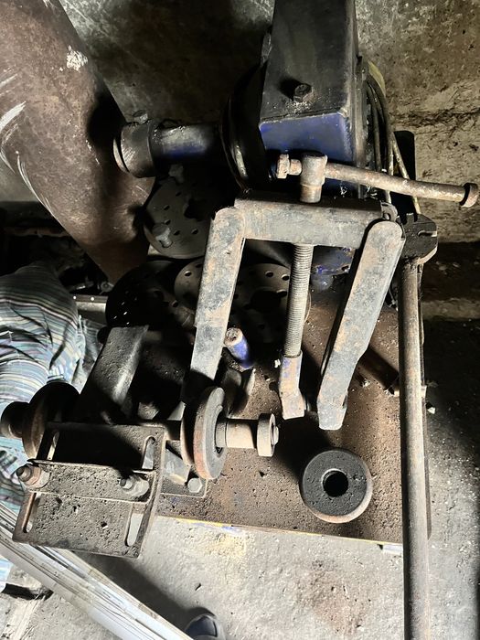 Станок для правк дисков