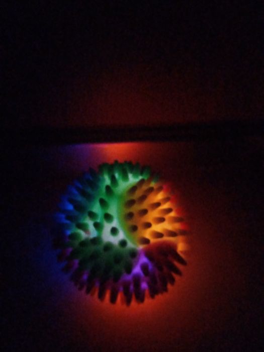 Мячик светящийся для питомца