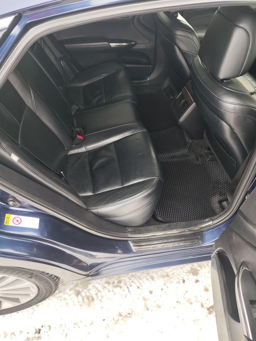 Продается Toyota Avalon 2013 г. Гибрид