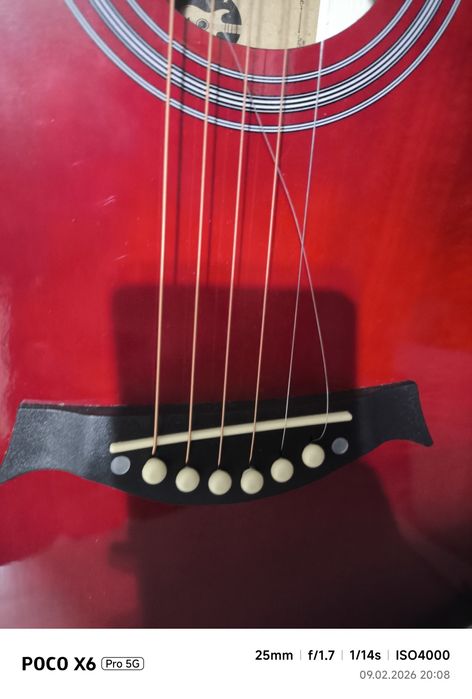 Продам гитару классика