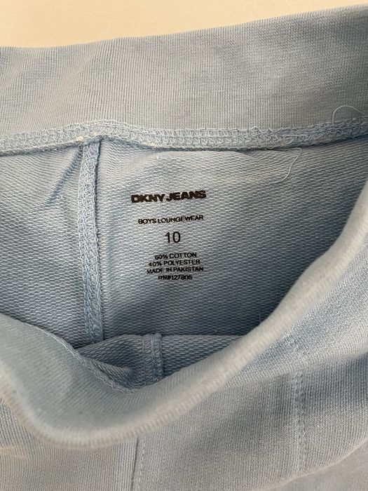 Детски екип на DKNY