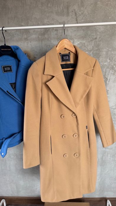 Alessa палто бежово S