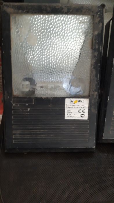 Прожектора новые подешевле