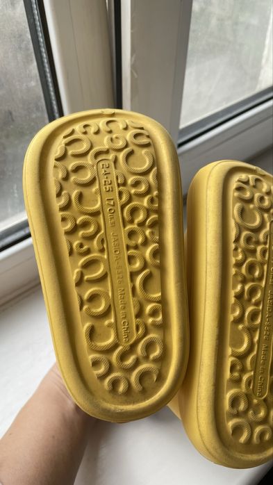 Сапожки резиновые 24-25 р