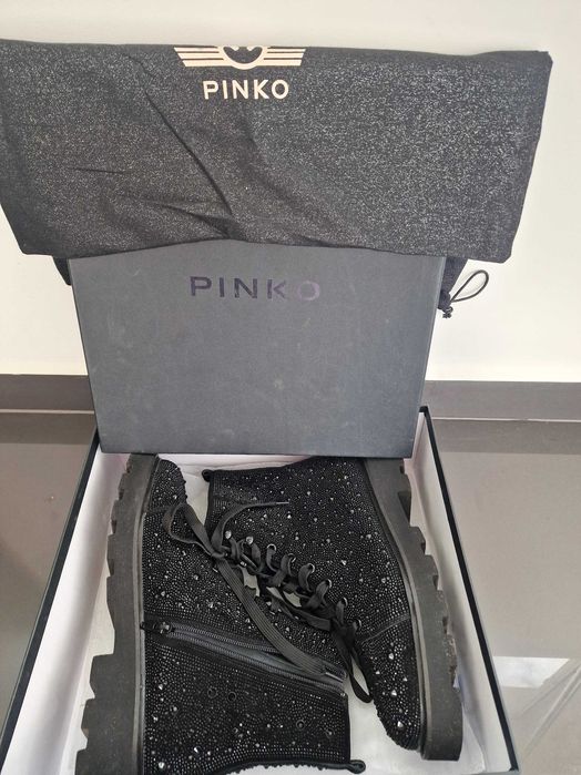 Боти Pinko, 39 номер
