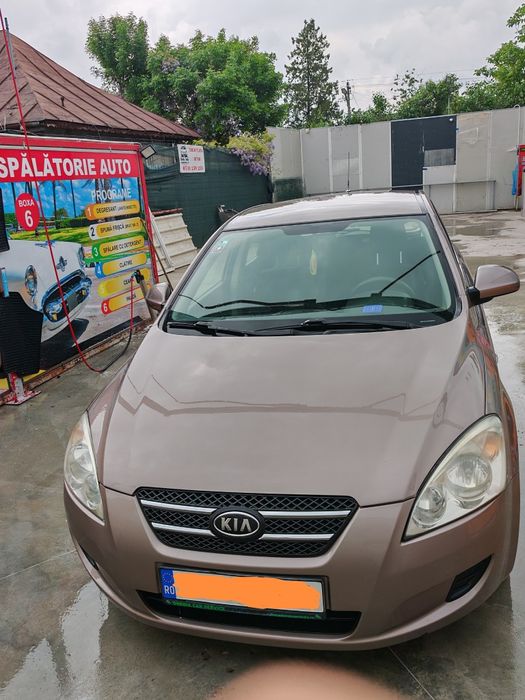 Vând: KIA Ceed 1.6 benzina 122 cp