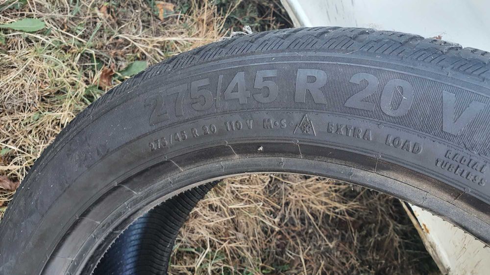 Гуми 275/45/20 зимни semperit