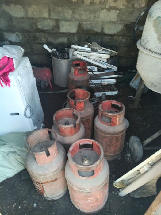 Продам газовые баллоны