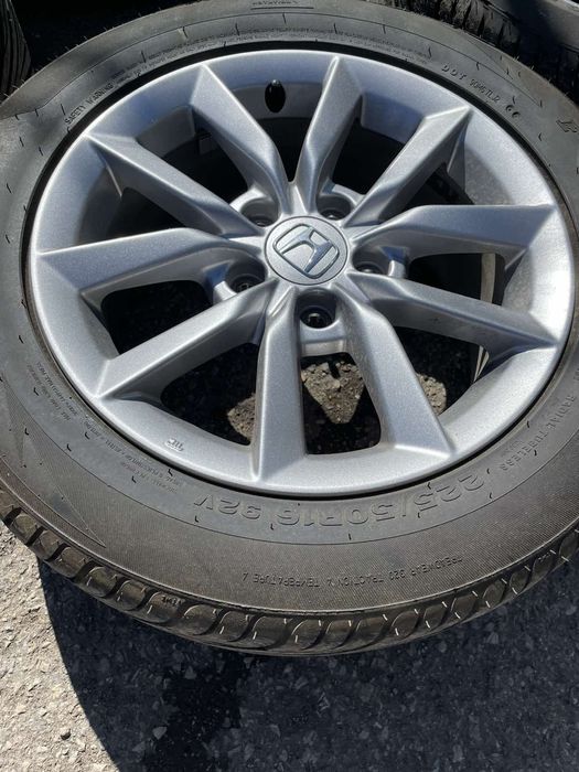 Оригинални лети джанти за Honda 5x114 + Гуми