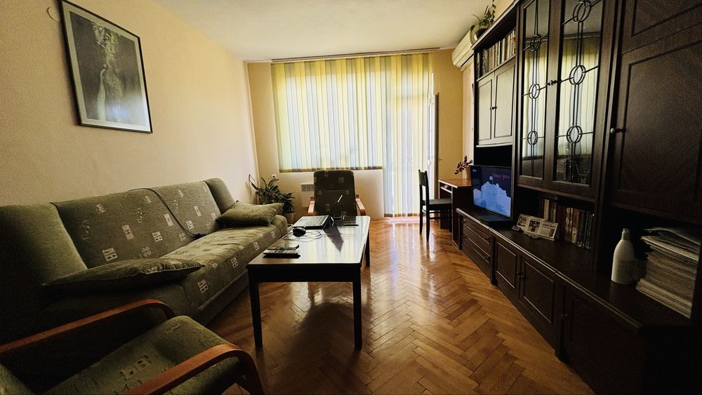 Продава се Тристаен апартамент в Търговище, Изток 1 - 76 кв.м за 1132 €/кв.м - Снимка #6