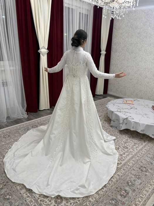 Той көйлегі/Свадебное платье