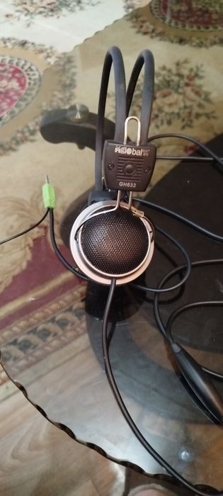 Продам наушники в