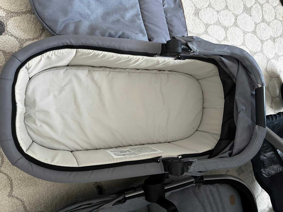 Carucior Chicco 3 in 1