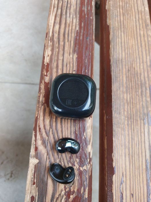 Наушники galaxy burs live