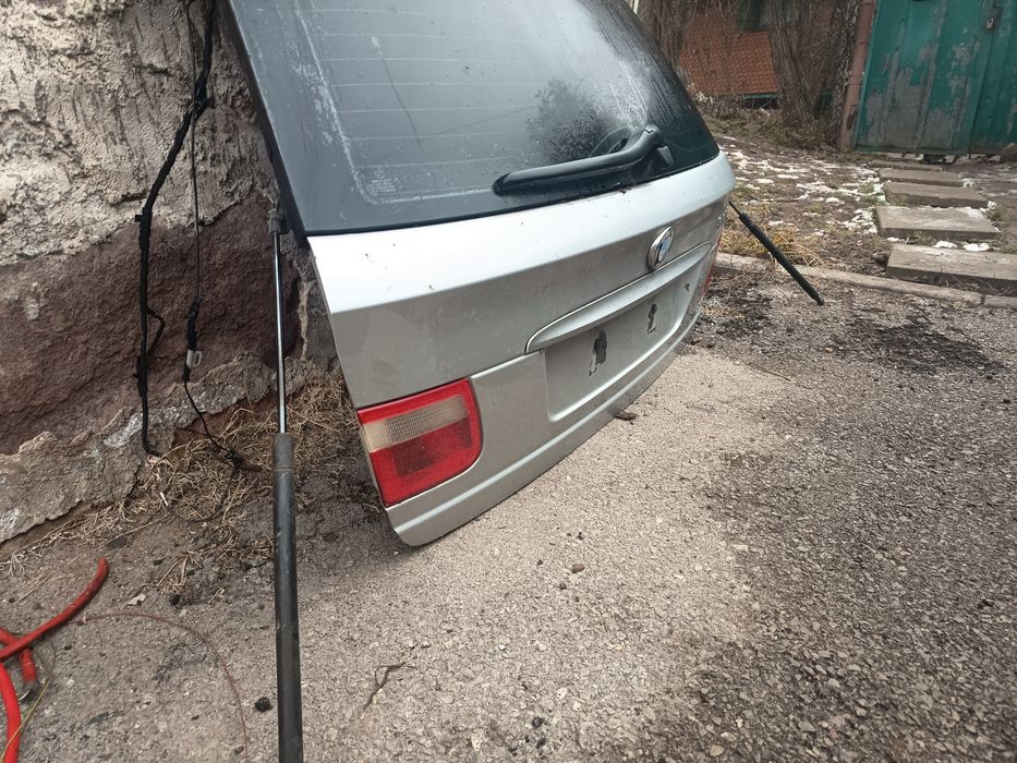 Заден капак за БМВ е46