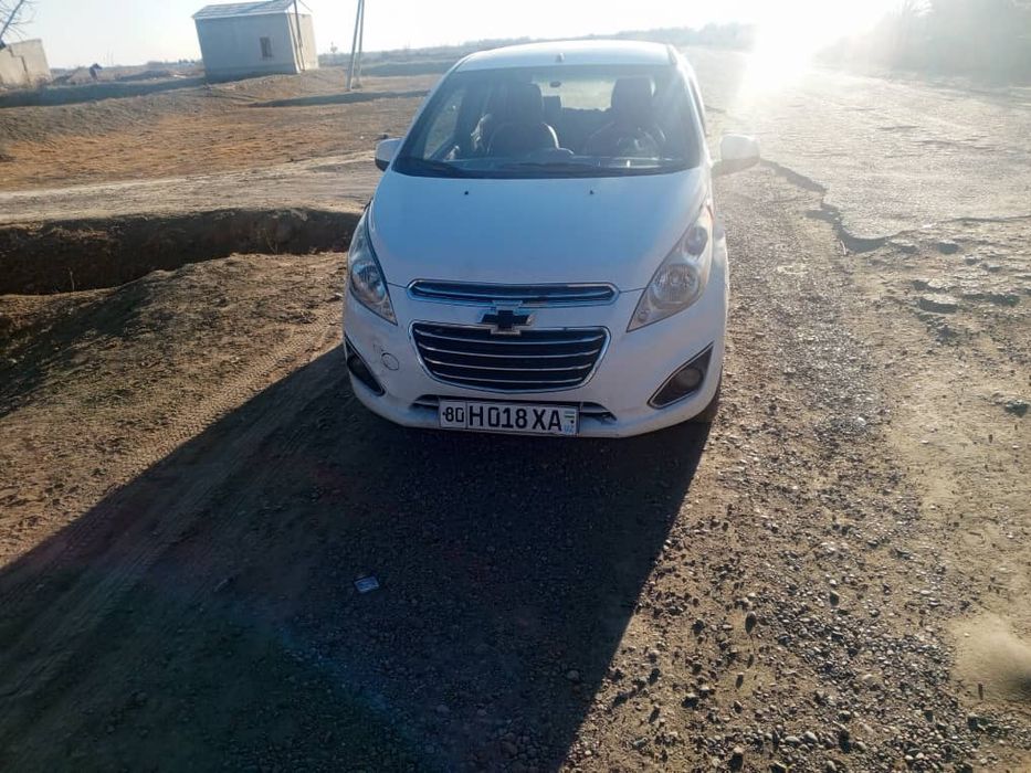 Спарк 2012 сотилади