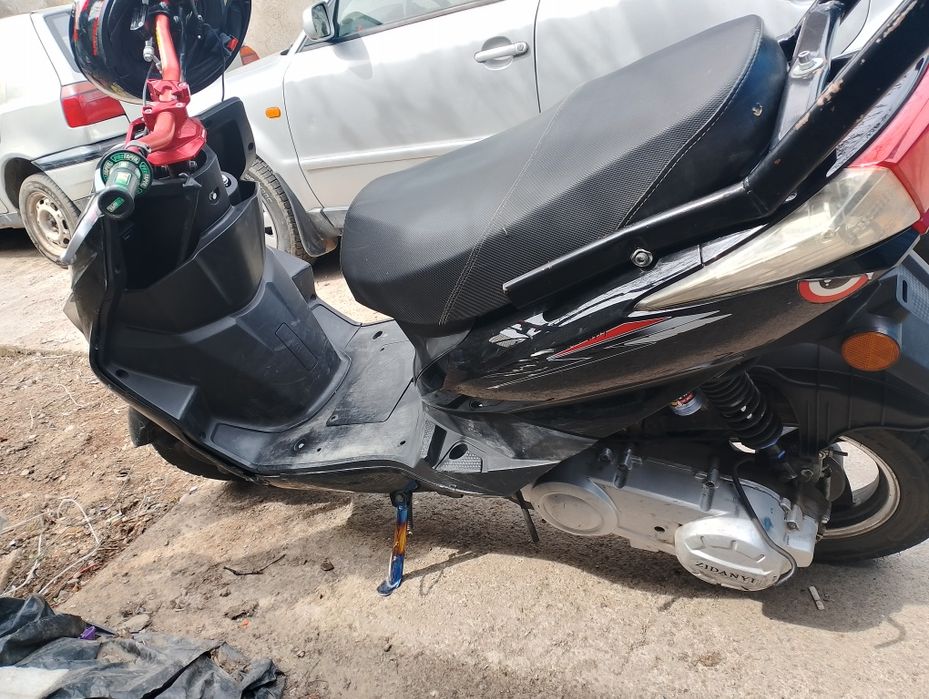 Продам м8 про срочно