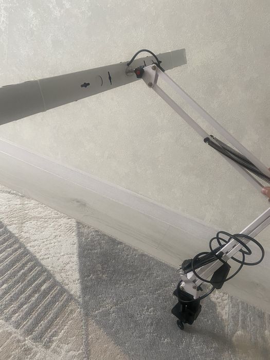 Продам фотолампу от желтушки