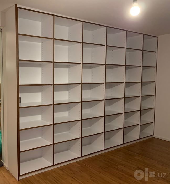 Polka  stelaj vitrina shkaf mebel na zakaz