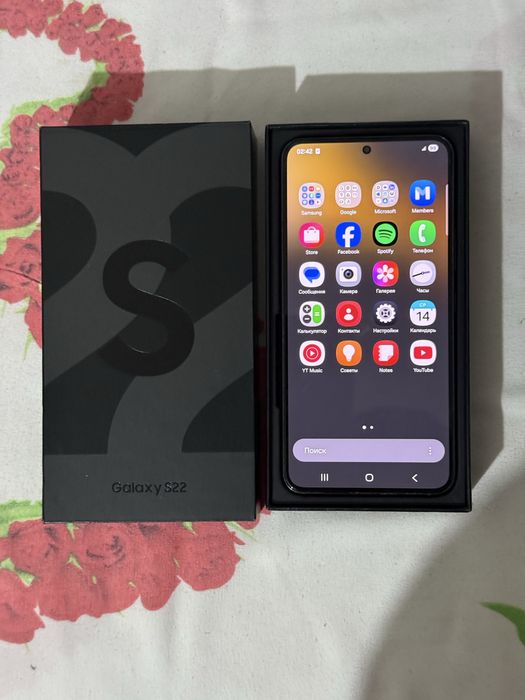 Samsung S22  8/256gb sotiladi