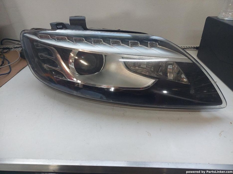 Far Xenon Dreapta Fata Audi Q7 (4Lb) [ 2006 - 2016 ] Oem 4L0941004Ac