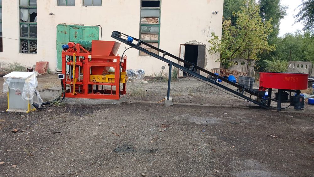 Продам пескоблочный станок стоит в Талдыкоргане