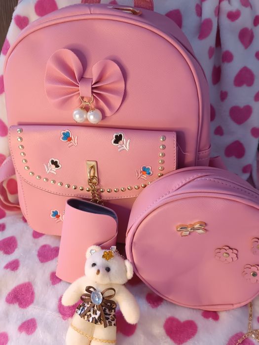 Рюкзак 3 в 1 новыи