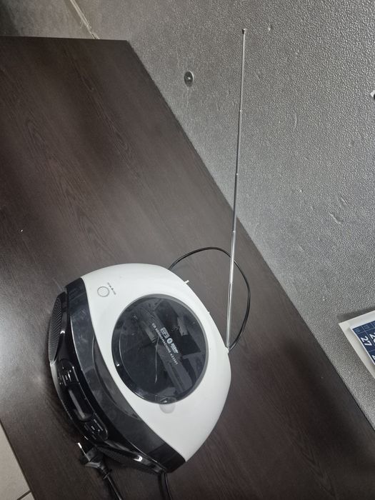 Аудио система Philips AZ330T/12 с USB и BLUETOOTH