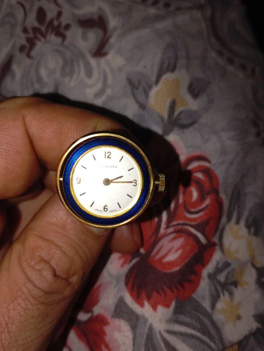 Продам кулон чясы Швейцария