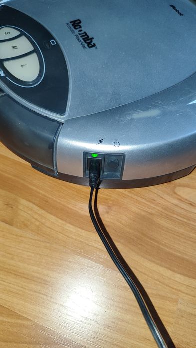 iRobot Roomba 400, Discovery, Roomba SE - работещ, за нова батерия.