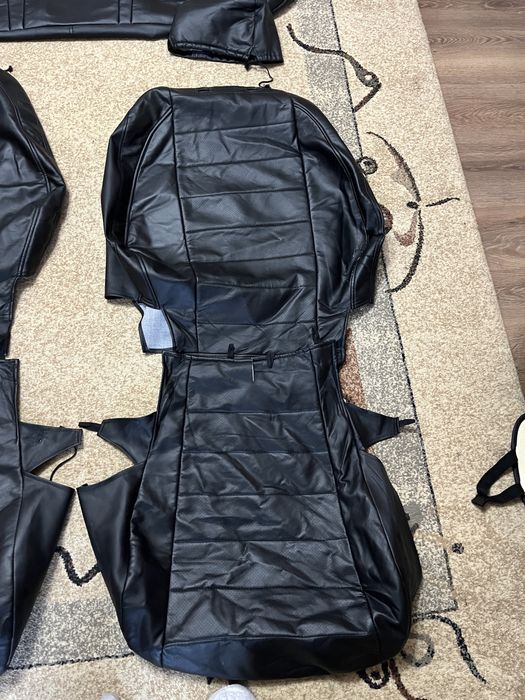 Кожанный чехол на сидения