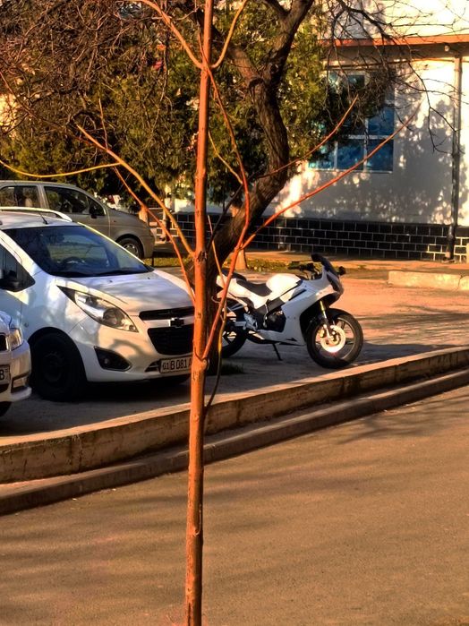 Мотоцикл SPR 200 обмен на Iphone 16 pro max с доплатой 2.5 млн